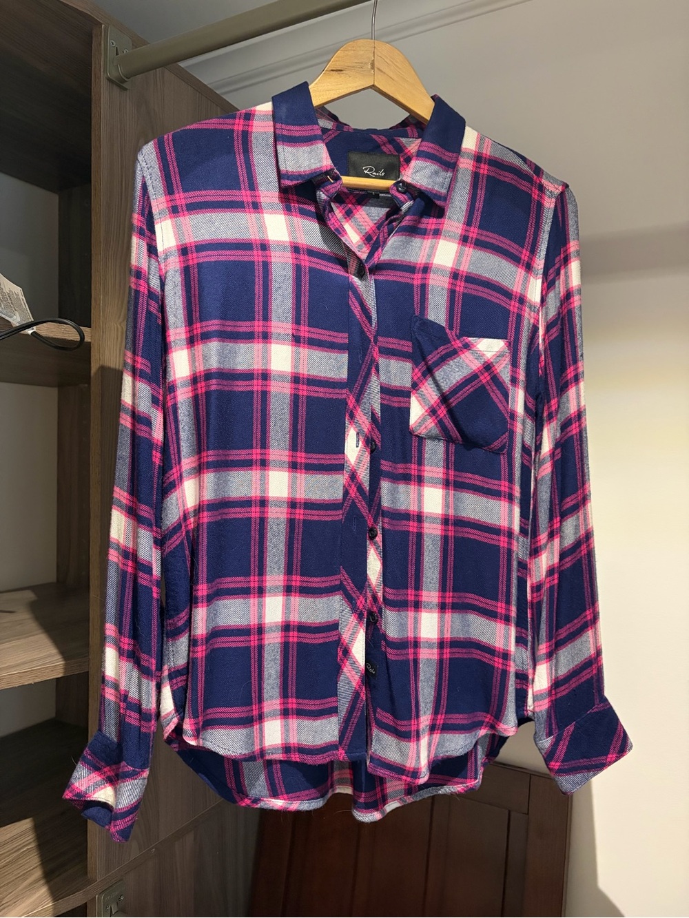 Rails Hunter Plaid Button Down Shirt Navy Pink White Size Small